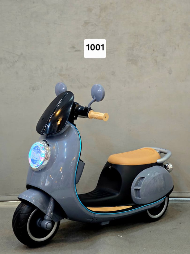 موتور شارژی وسپا کیدز کد W-03 برای خردسال و کودک